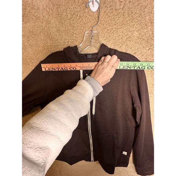 Vuori Halo Performance Hoodie 2.0 Women Sz M Brown Jacket Activewear Hike NWOT - Picture 14 of 16